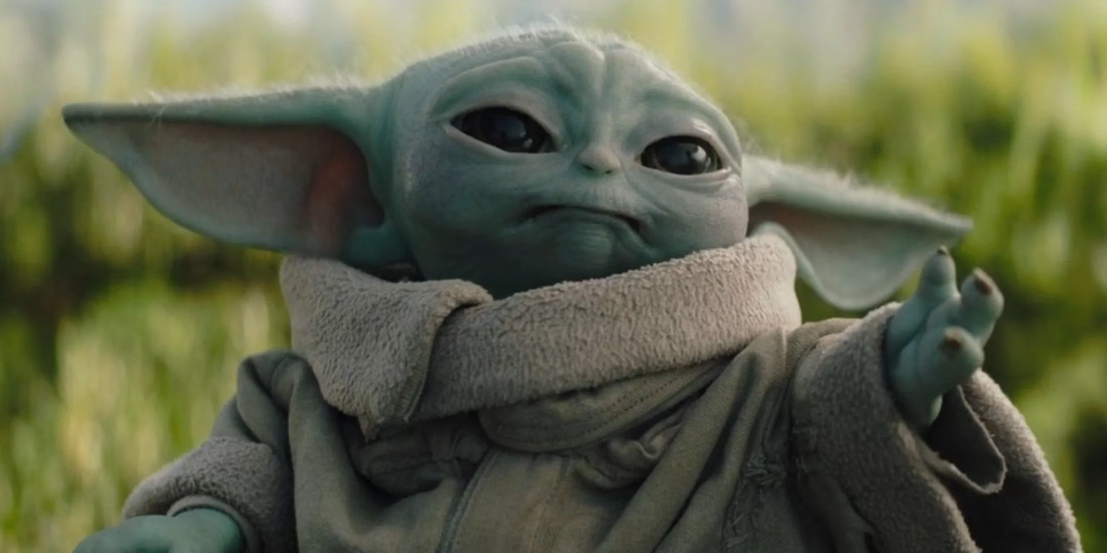 destiny-2-warlock-becomes-grogu-in-epic-the-final-shape-cosplay-image-0